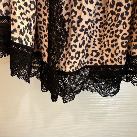 NWOT Heavenly By Victoria Animal Print Short Pajama Set Matching Robe Medium - Picture 3 of 15
